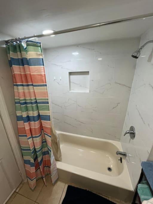 2 Bedroom By Airports
